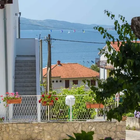 شقة In Okrug Gornji 6132